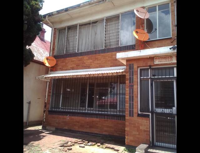 4 BEDROOM APARTMENT FOR SALE IN LA ROCHELLE